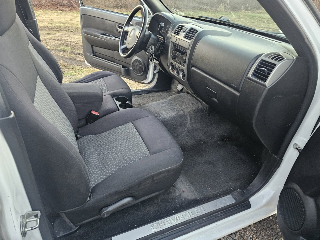 Used 2011 Chevrolet Colorado LT image 12