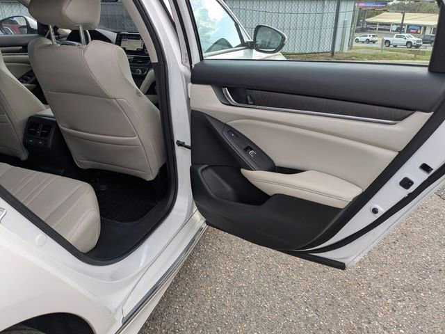 Used 2021 Honda Accord Touring image 39