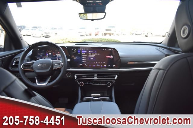 New 2027 Chevrolet Traverse Z71 w/ Enhanced Driving Package AWD/4WD image 3