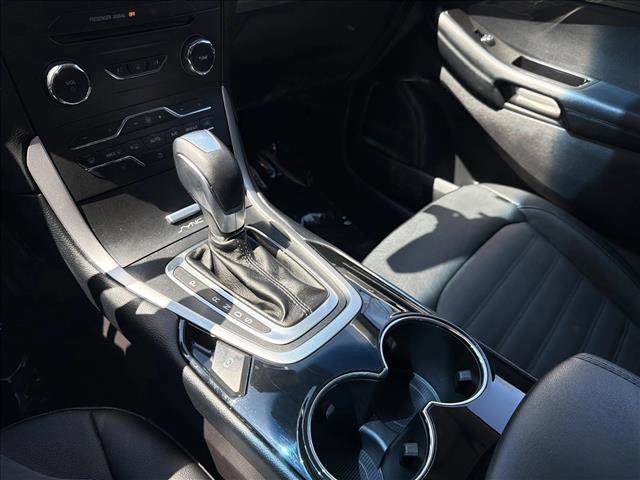 Used 2017 Ford Edge SEL w/ Equipment Group 201A image 21