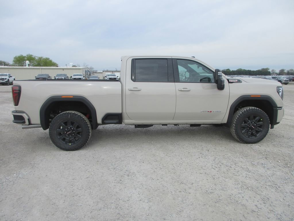New 2026 GMC Sierra 3500 AT4 AWD/4WD image 3