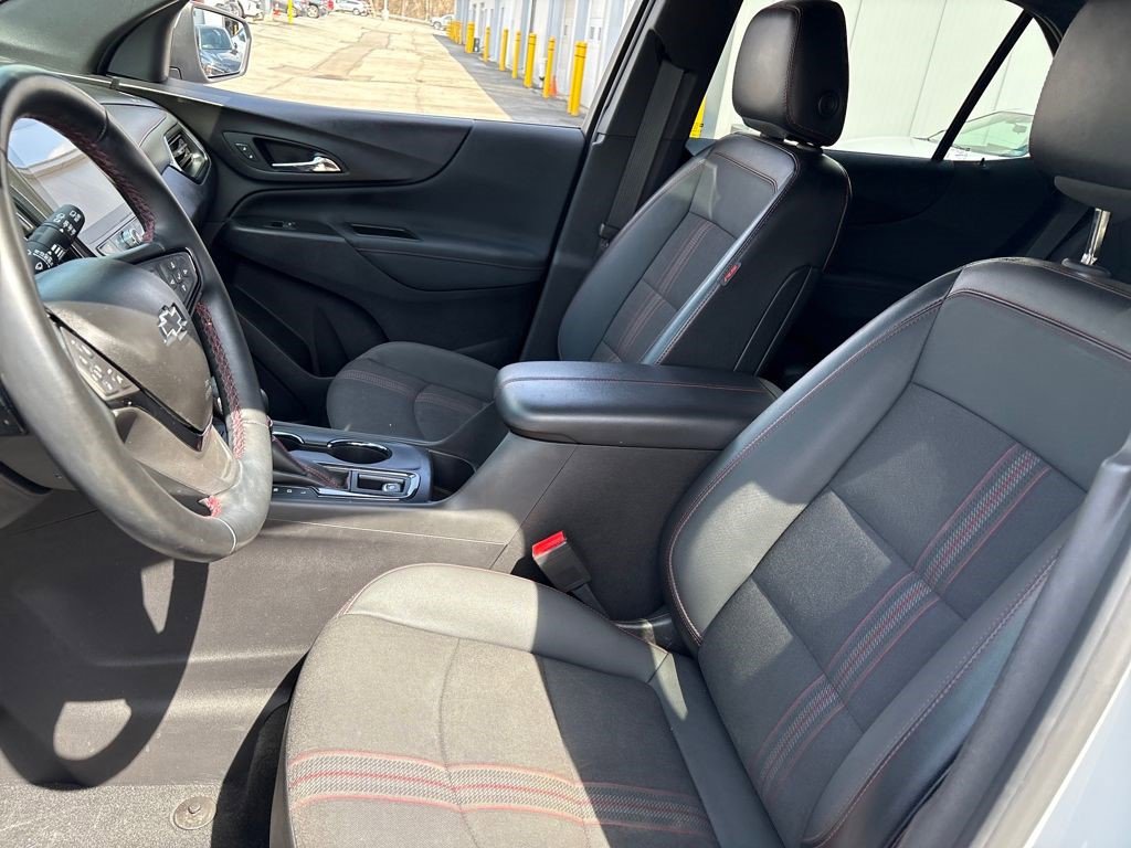 Certified 2023 Chevrolet Equinox RS image 5