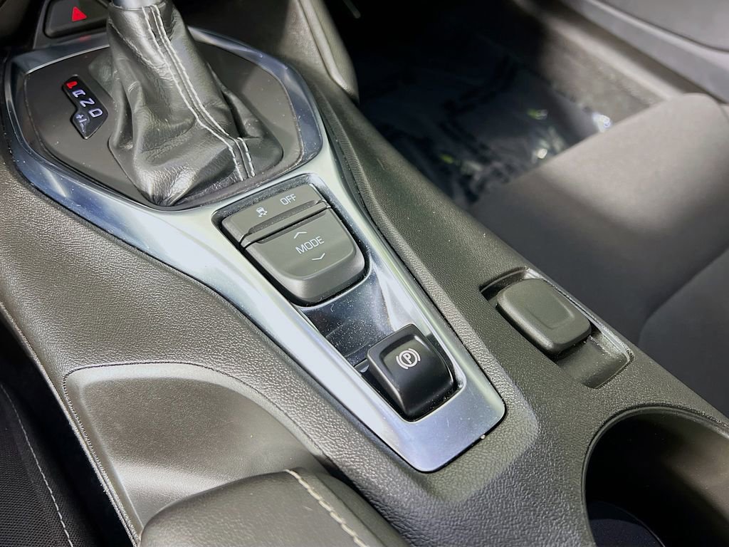 Used 2022 Chevrolet Camaro LT w/ RS Package image 32