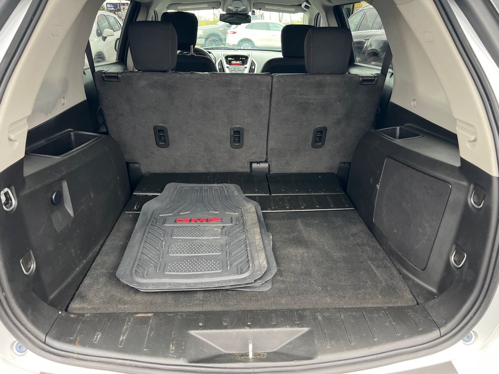 Used 2017 GMC Terrain SLE FWD image 24