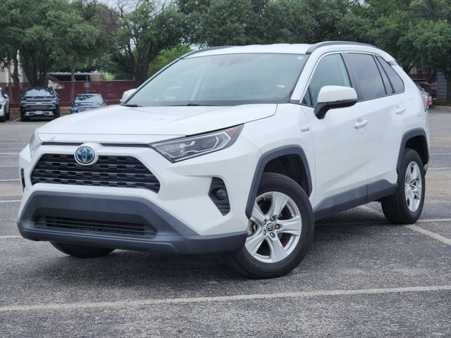 Used 2021 Toyota RAV4 XLE AWD/4WD image 1