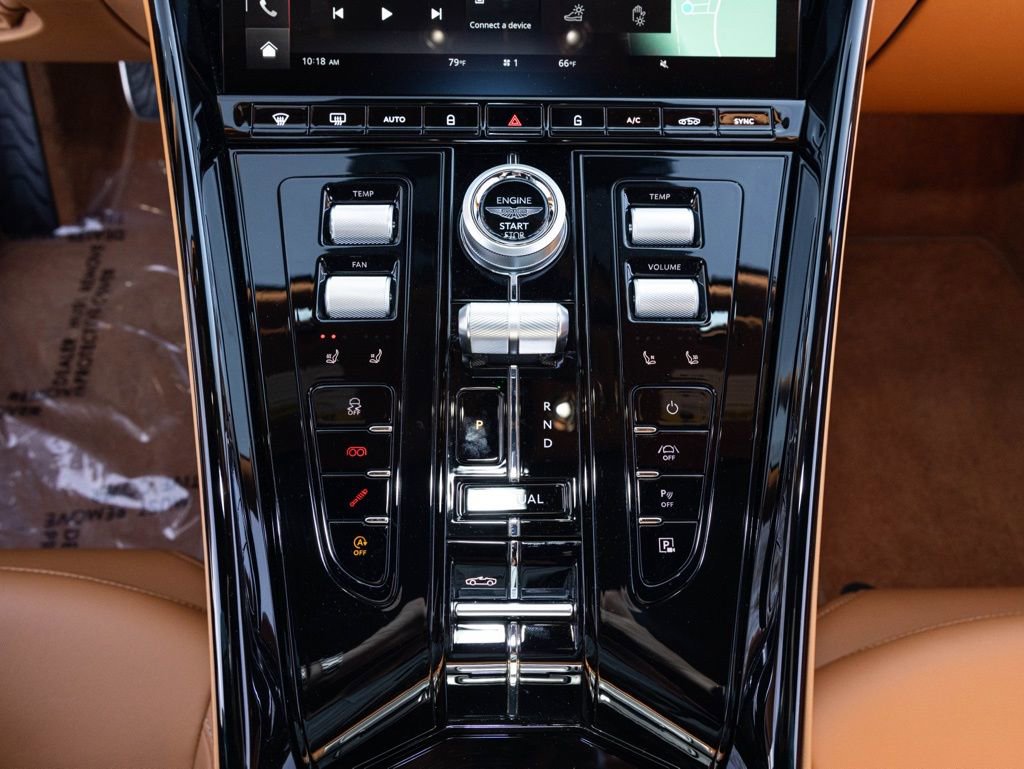 Used 2025 Aston Martin DB12 Volante image 42