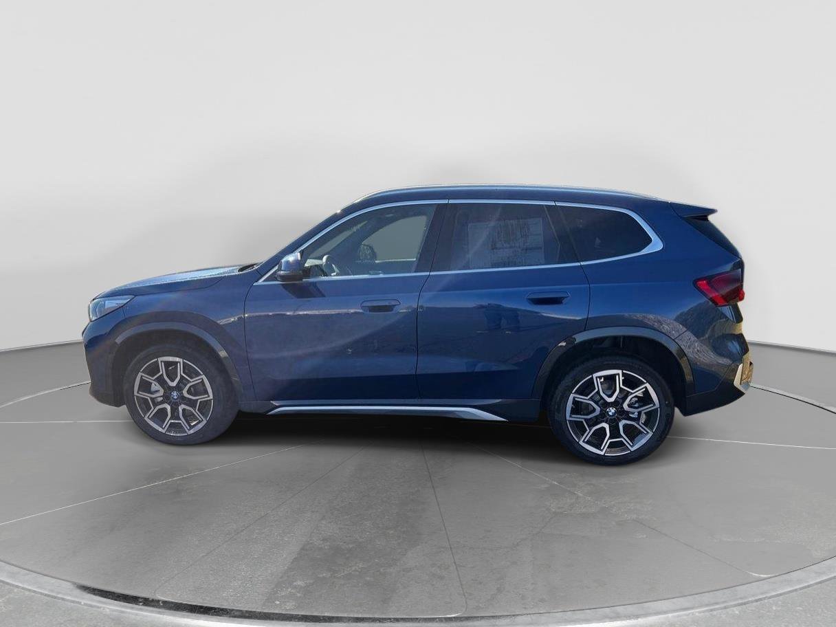 Certified 2025 BMW X1 xDrive28i w/ Convenience Package AWD/4WD image 9