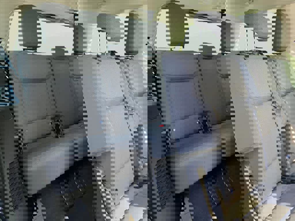 Used 2025 Ford Expedition Active image 24