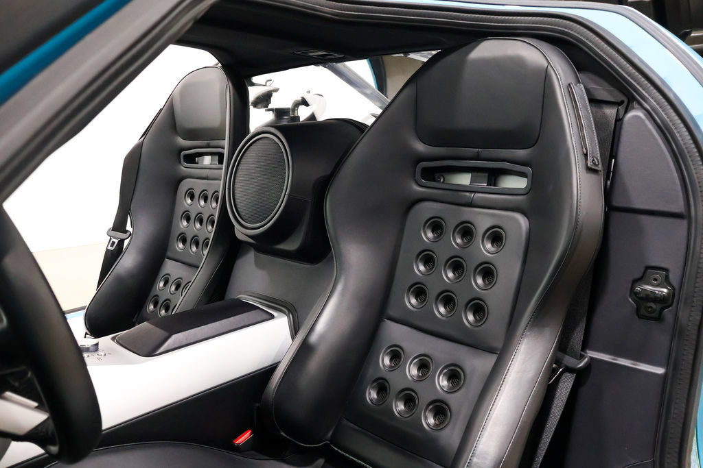 Used 2006 Ford GT RWD image 33