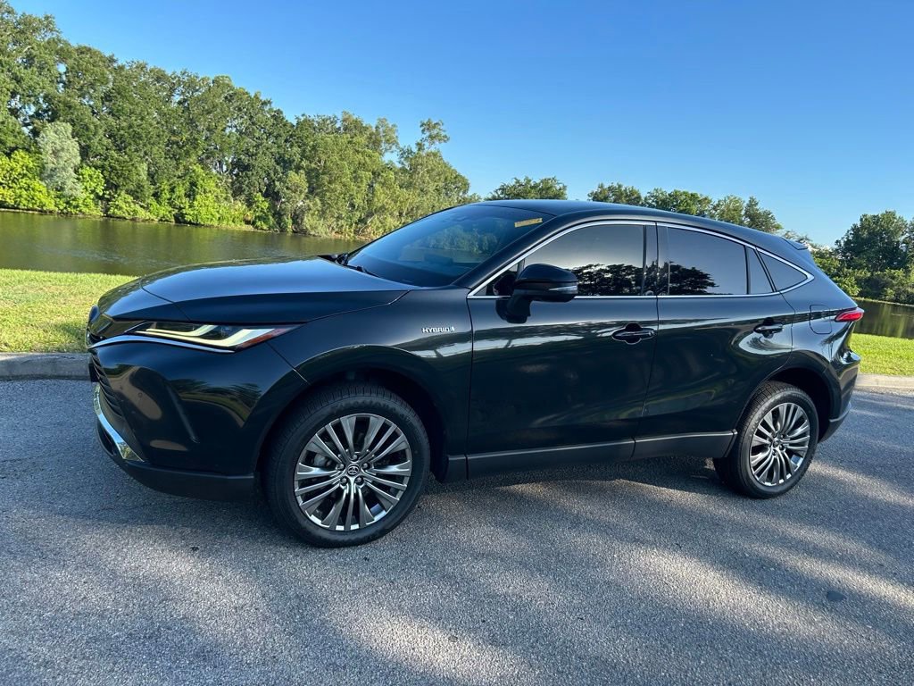 Used 2021 Toyota Venza Limited w/ Advanced Technology Package AWD/4WD image 2