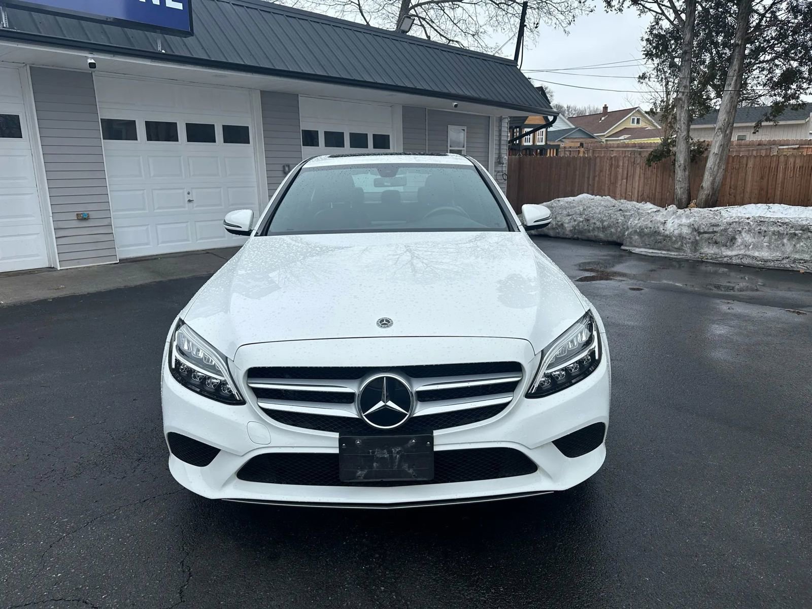 Used 2019 Mercedes-Benz C 300 4MATIC Sedan image 1