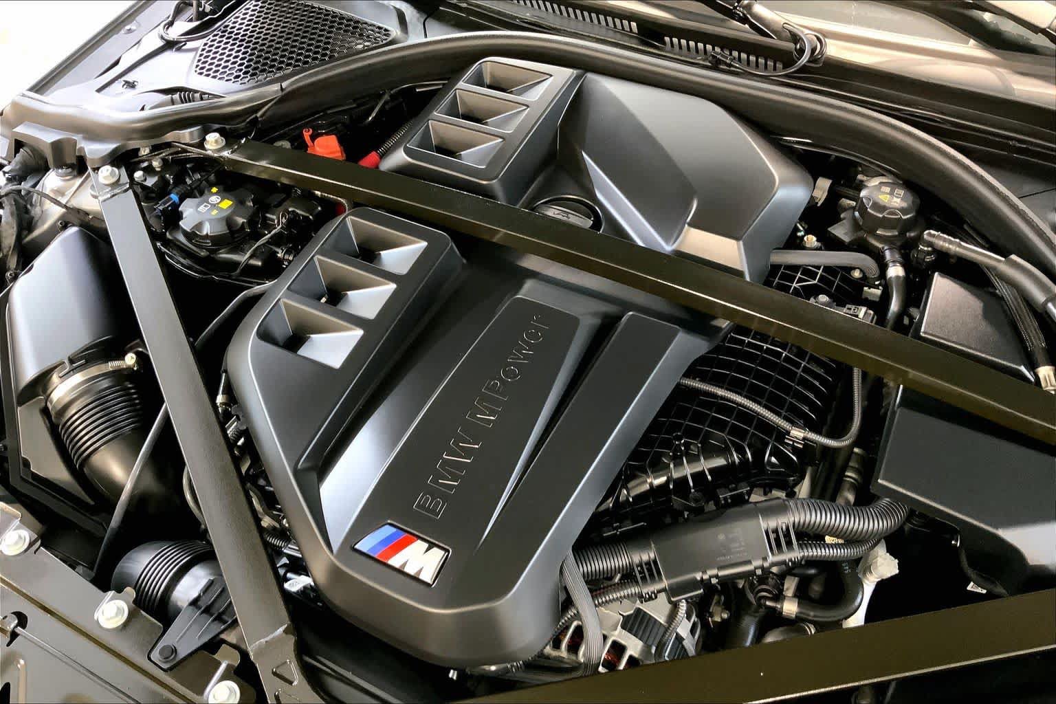 Used 2024 BMW M2 w/ Lighting Package RWD image 31