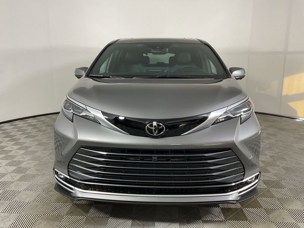 New 2026 Toyota Sienna Platinum image 2