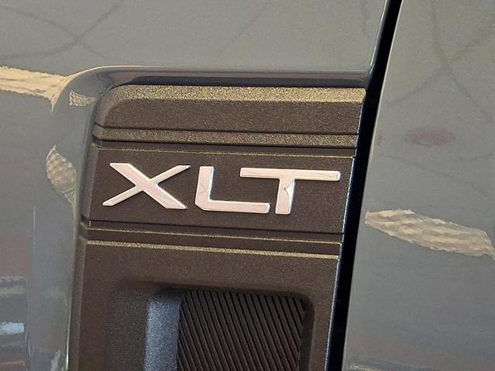 New 2026 Ford Maverick XLT w/ XLT Luxury Package FWD image 14