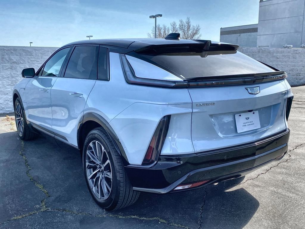 Certified 2026 Cadillac Lyriq Premium Sport w/ LPO, Floor Liner Package image 32