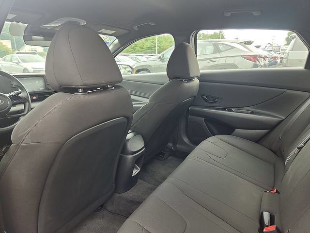 Used 2025 Hyundai Elantra Sport w/ Cargo Package FWD image 25