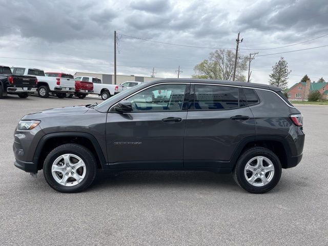 Used 2022 Jeep Compass Sport image 10