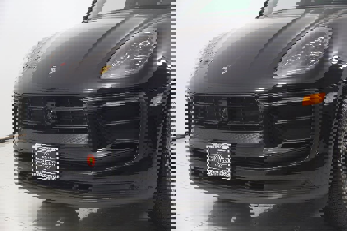 Used 2025 Porsche Macan image 62