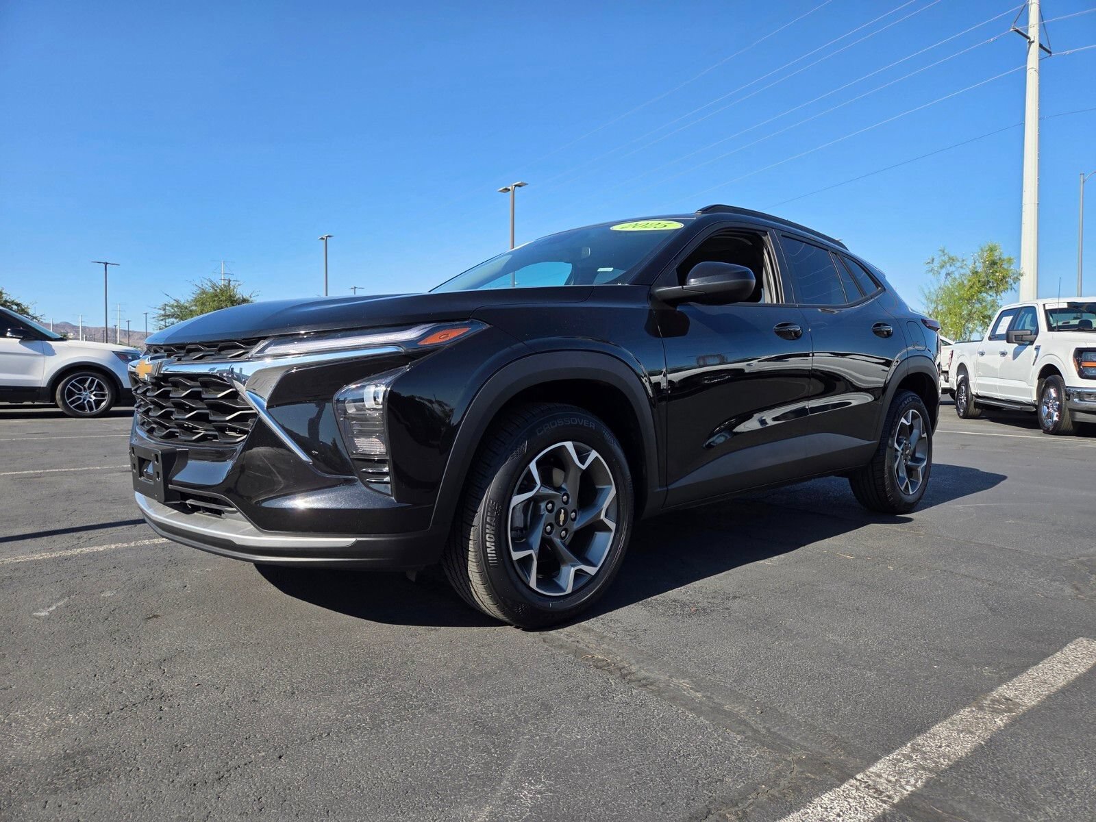 Used 2025 Chevrolet Trax LT FWD video 2