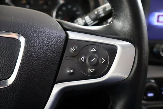 Used 2023 GMC Terrain SLT image 20