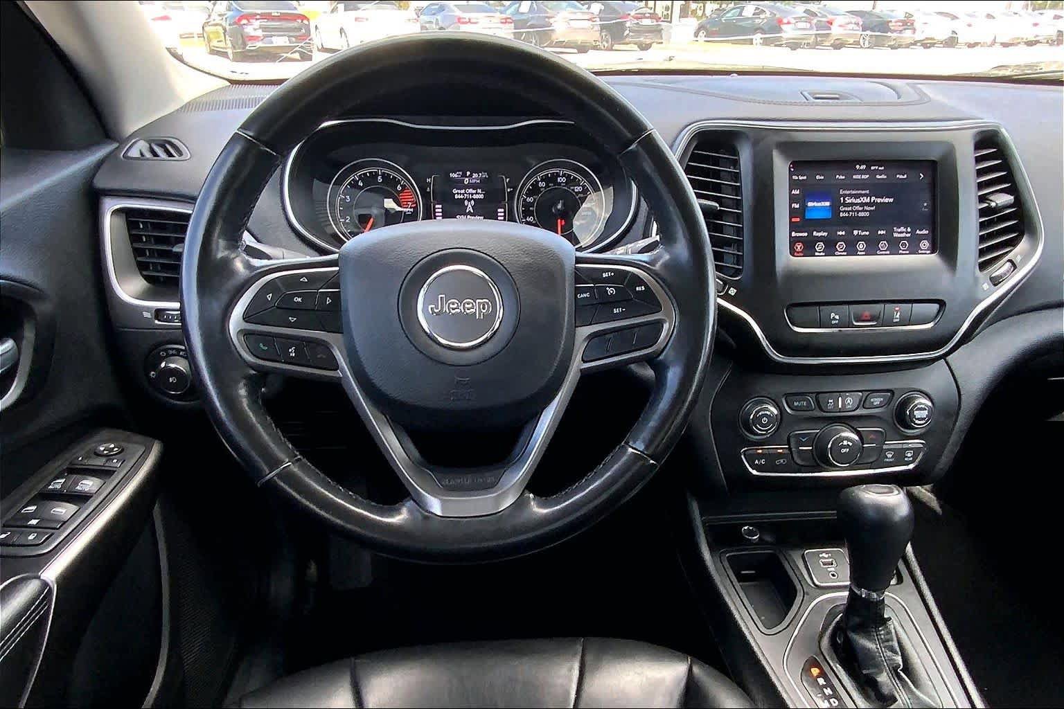 Used 2021 Jeep Cherokee Latitude Plus FWD image 6