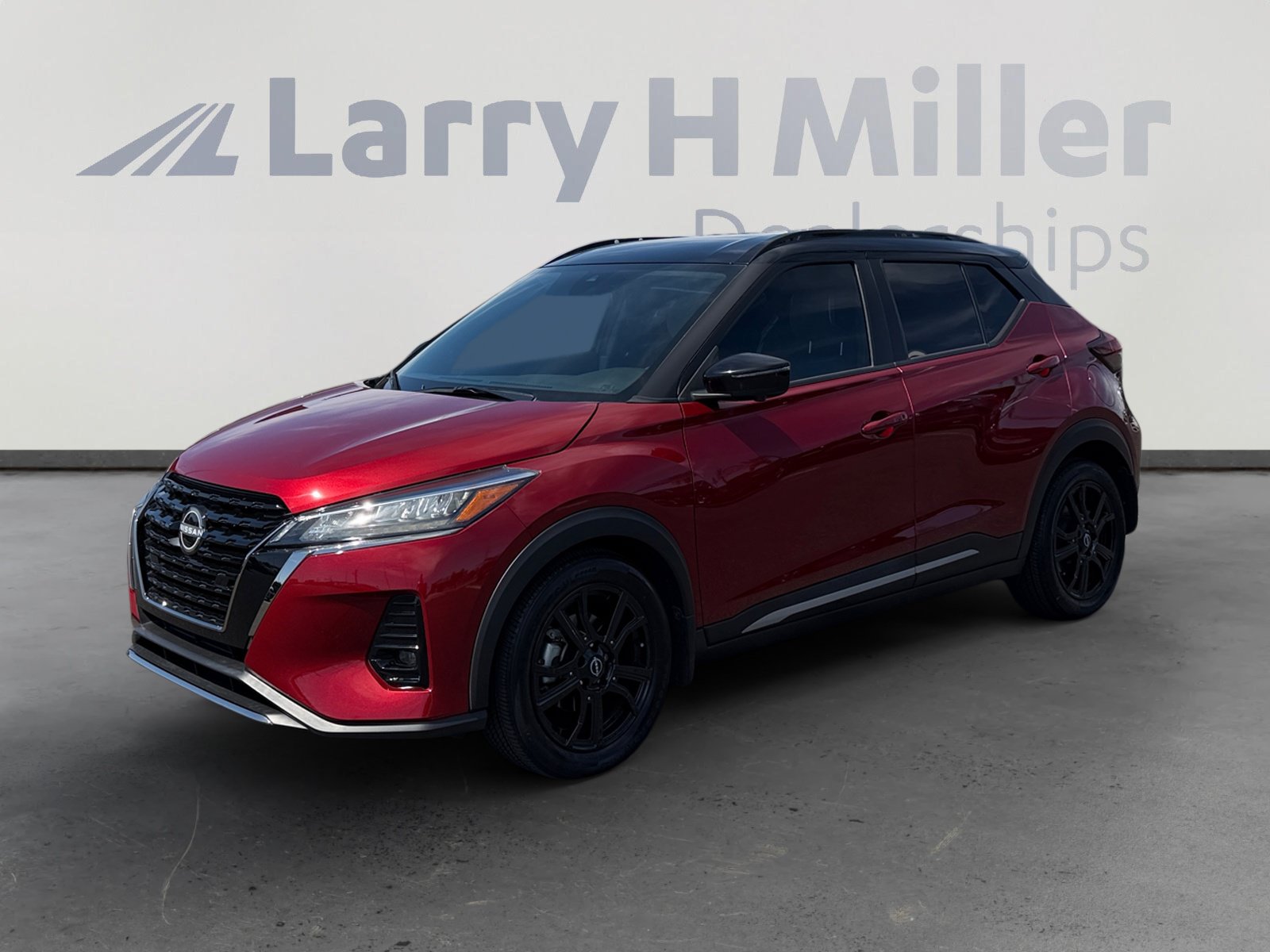 Used 2023 Nissan Kicks SR w/ SR Premium Package