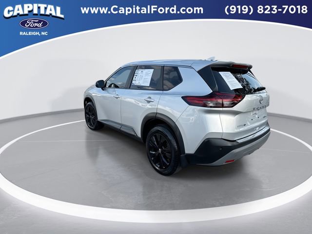 Used 2022 Nissan Rogue SV image 6