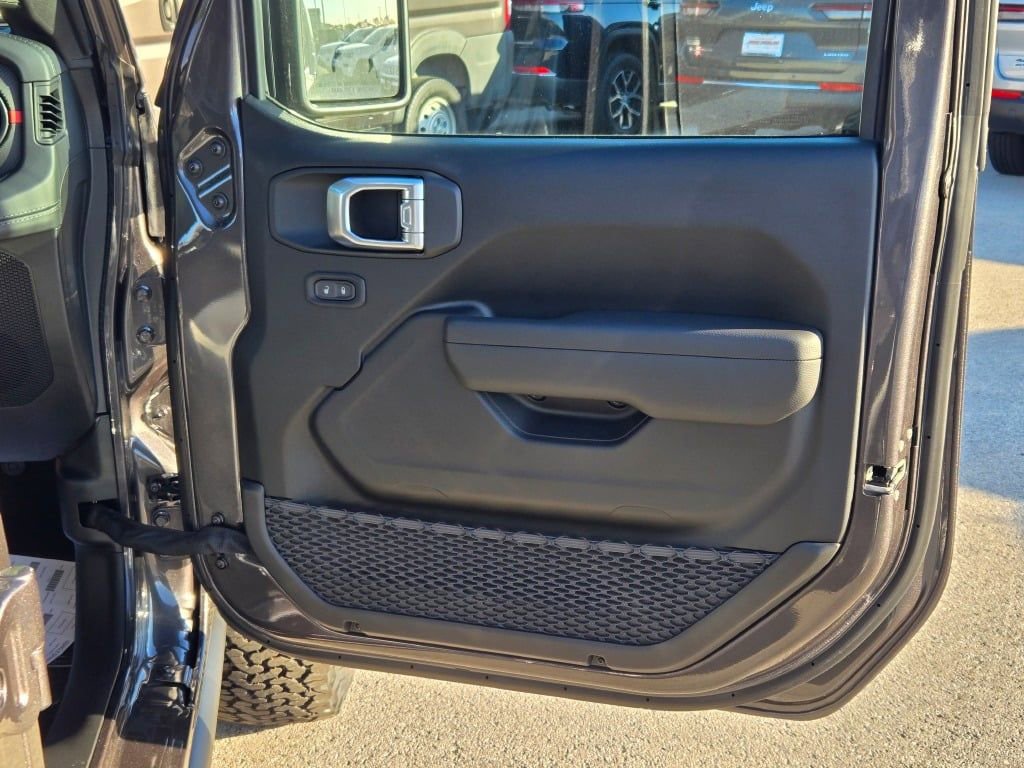 New 2026 Jeep Wrangler Unlimited Rubicon image 4
