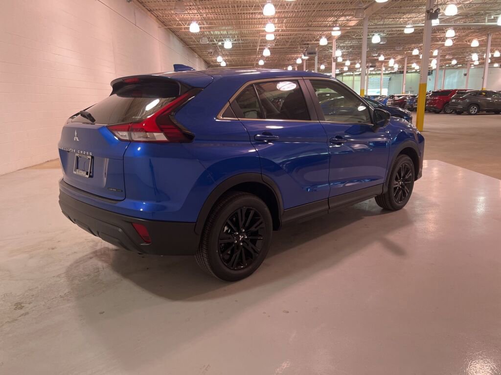 New 2026 Mitsubishi Eclipse Cross LE video 3
