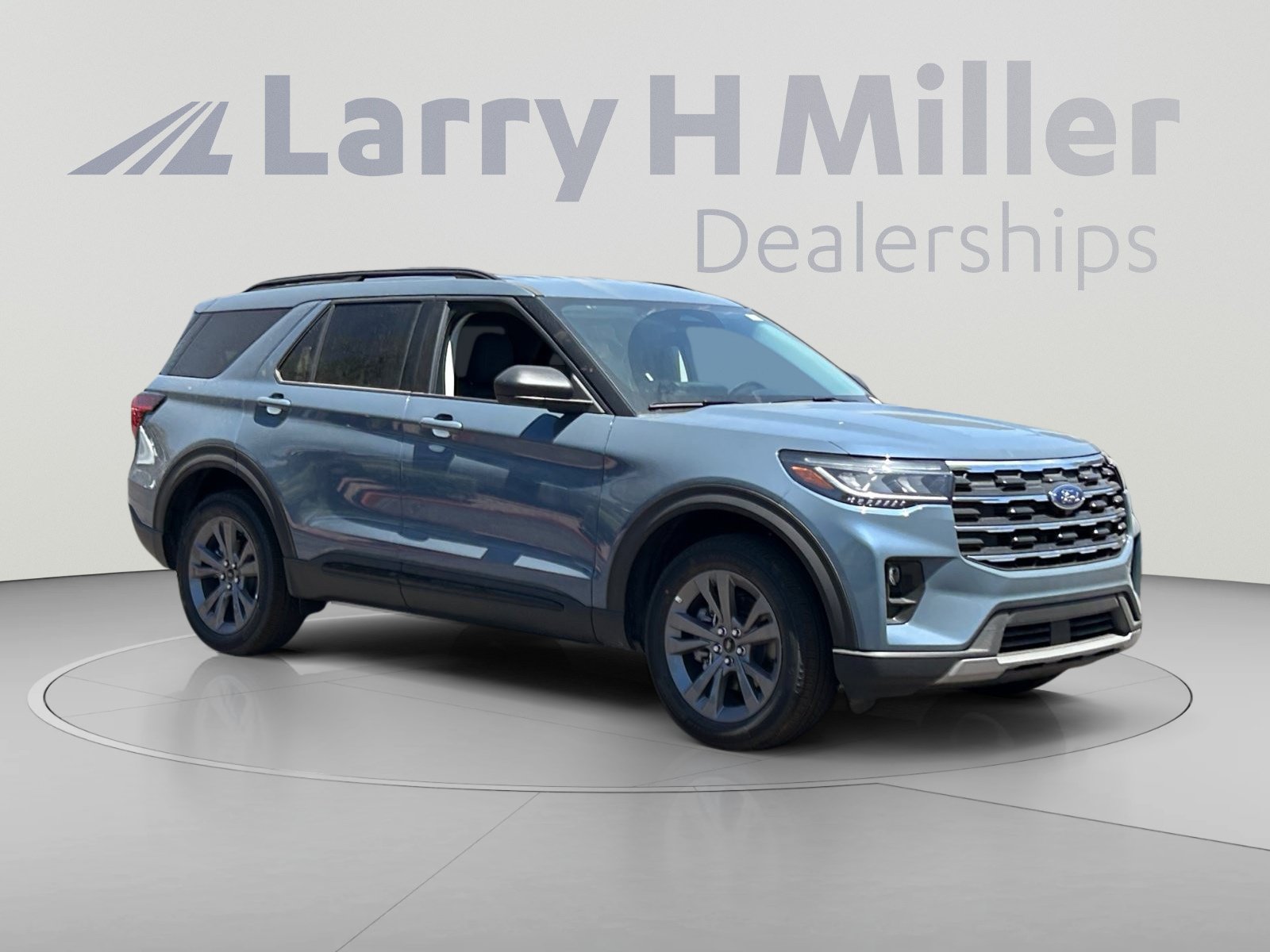 New 2026 Ford Explorer Active w/ Active Comfort Package AWD/4WD image 7