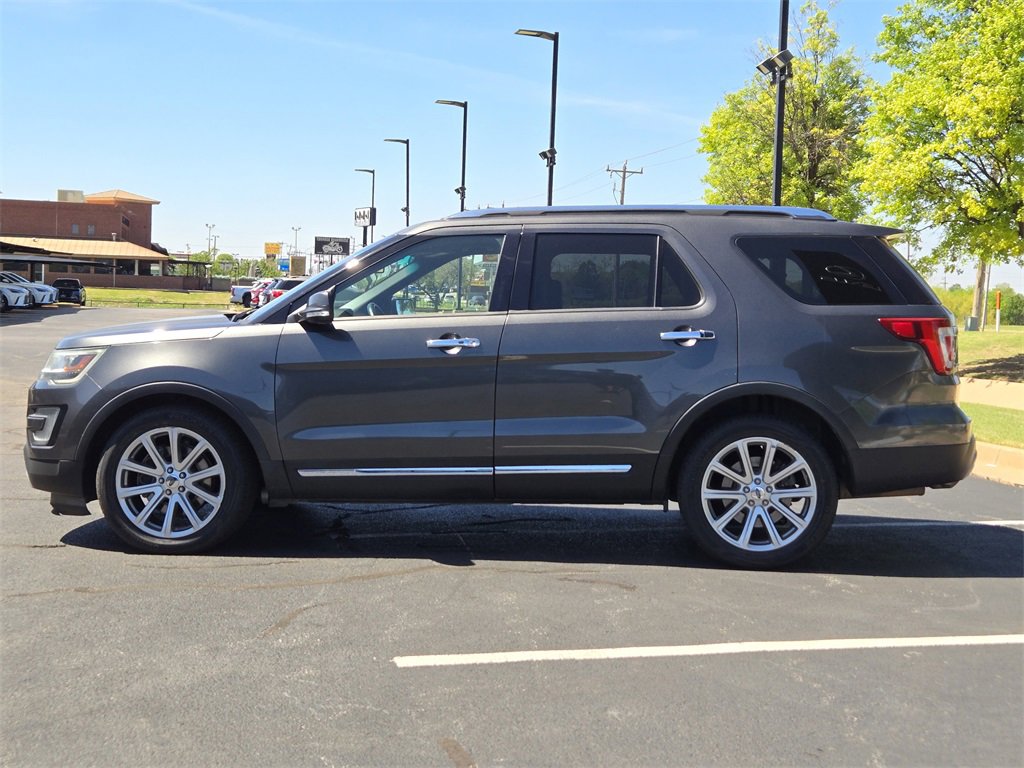Used 2016 Ford Explorer Limited image 4