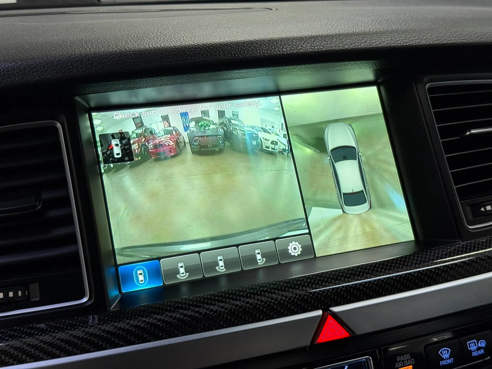 Used 2018 Genesis G80 3.3T Sport RWD image 28