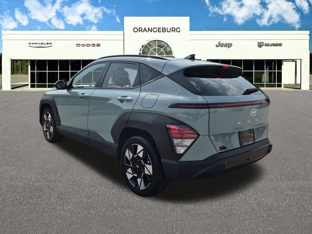Used 2025 Hyundai Kona SEL FWD image 7