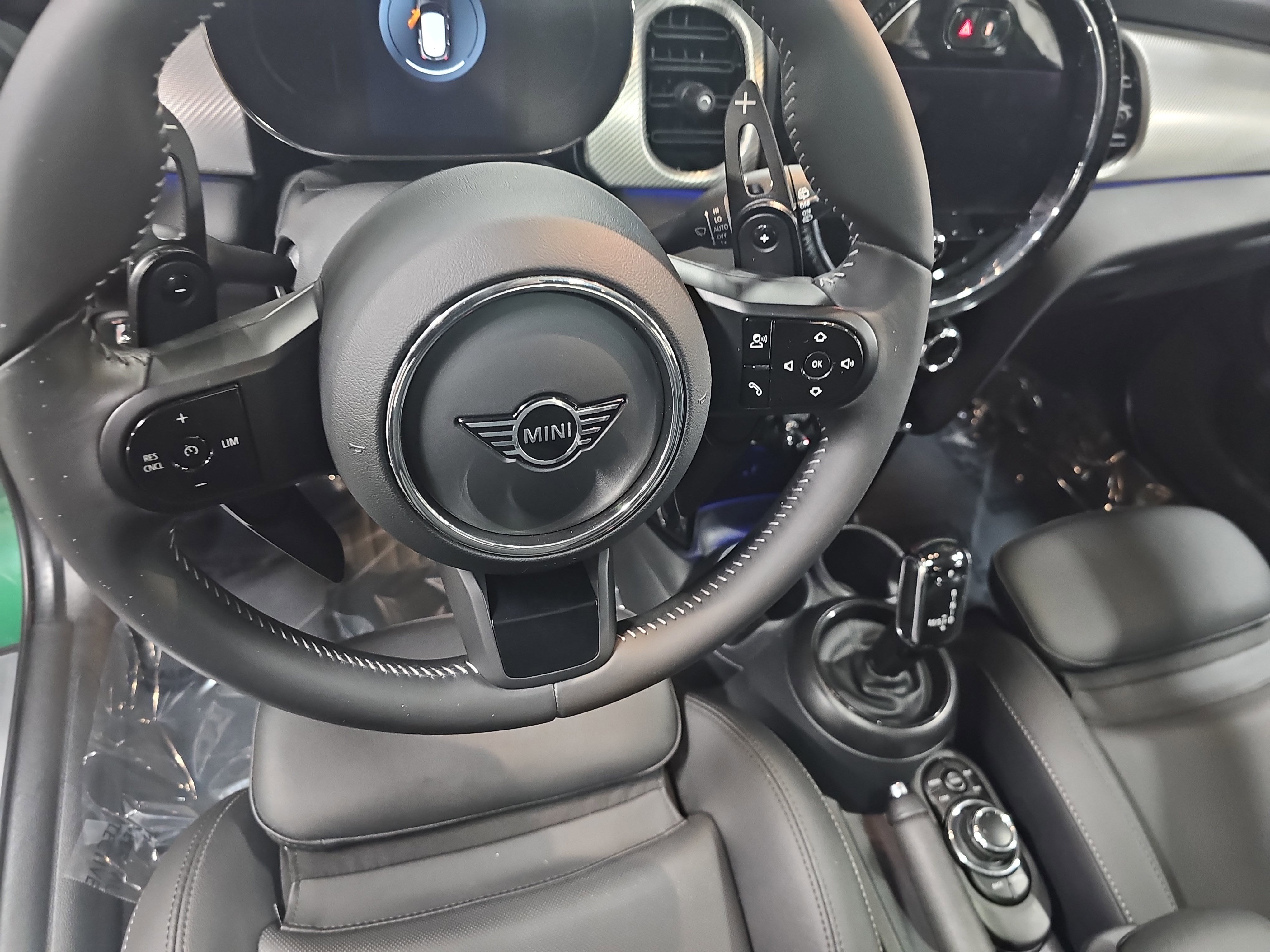 Used 2024 MINI Cooper S image 17