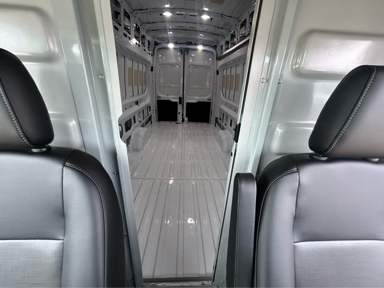 New 2026 Ford Transit 350 148 High Roof Extended RWD image 13