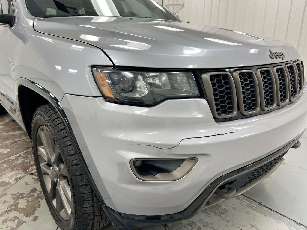Used 2016 Jeep Grand Cherokee Limited 75th Anniversary AWD/4WD image 29