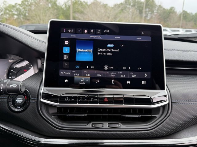 New 2026 Jeep Compass Latitude image 21