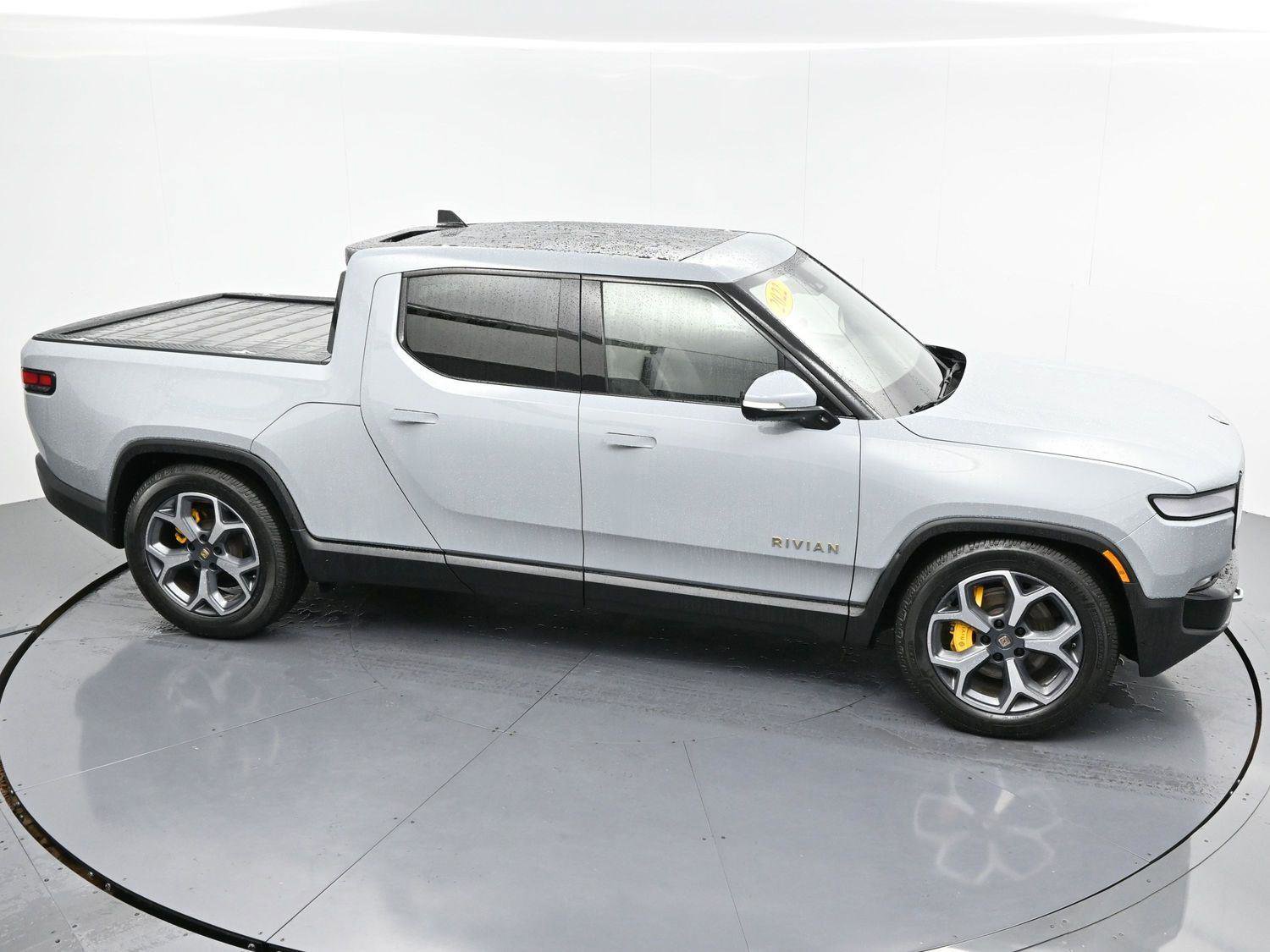 Used 2022 Rivian R1T Adventure image 38