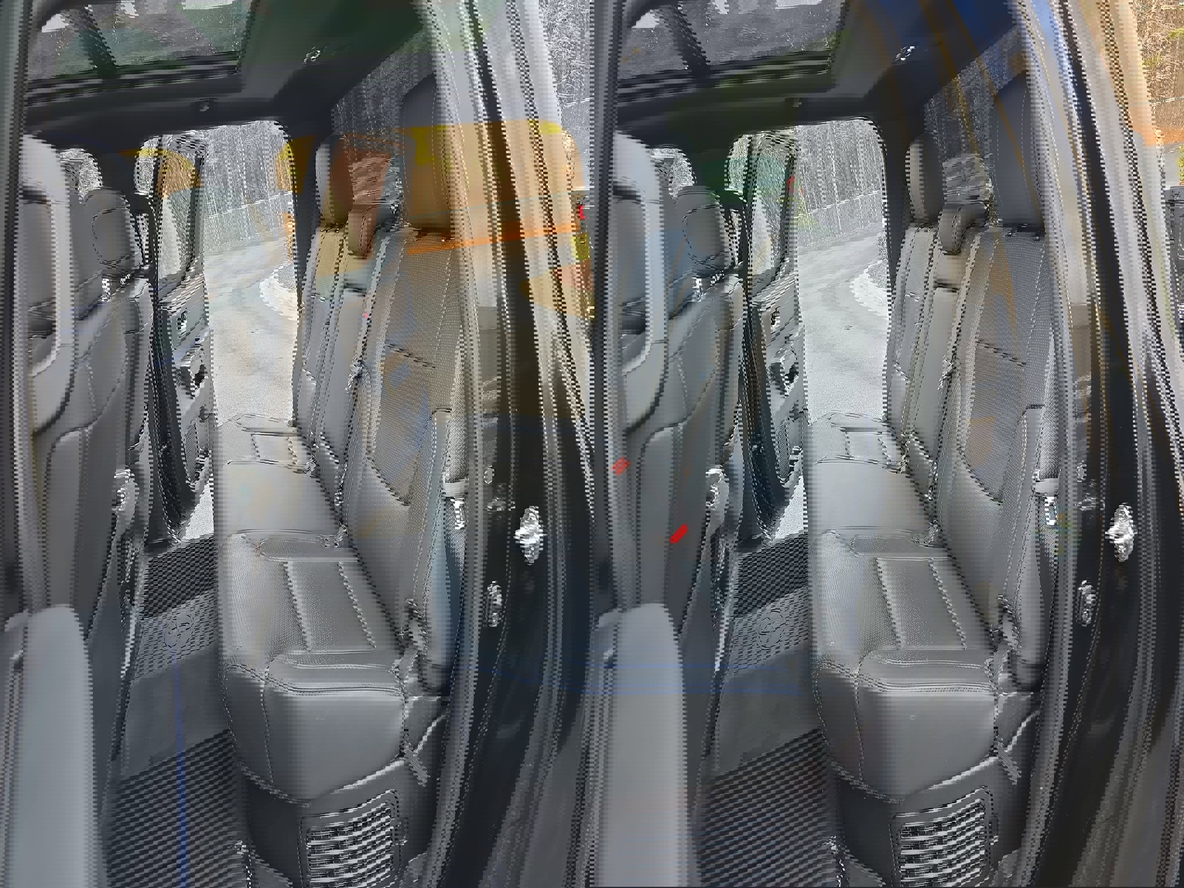 Used 2023 Toyota Tundra Platinum w/ Advanced Package image 15