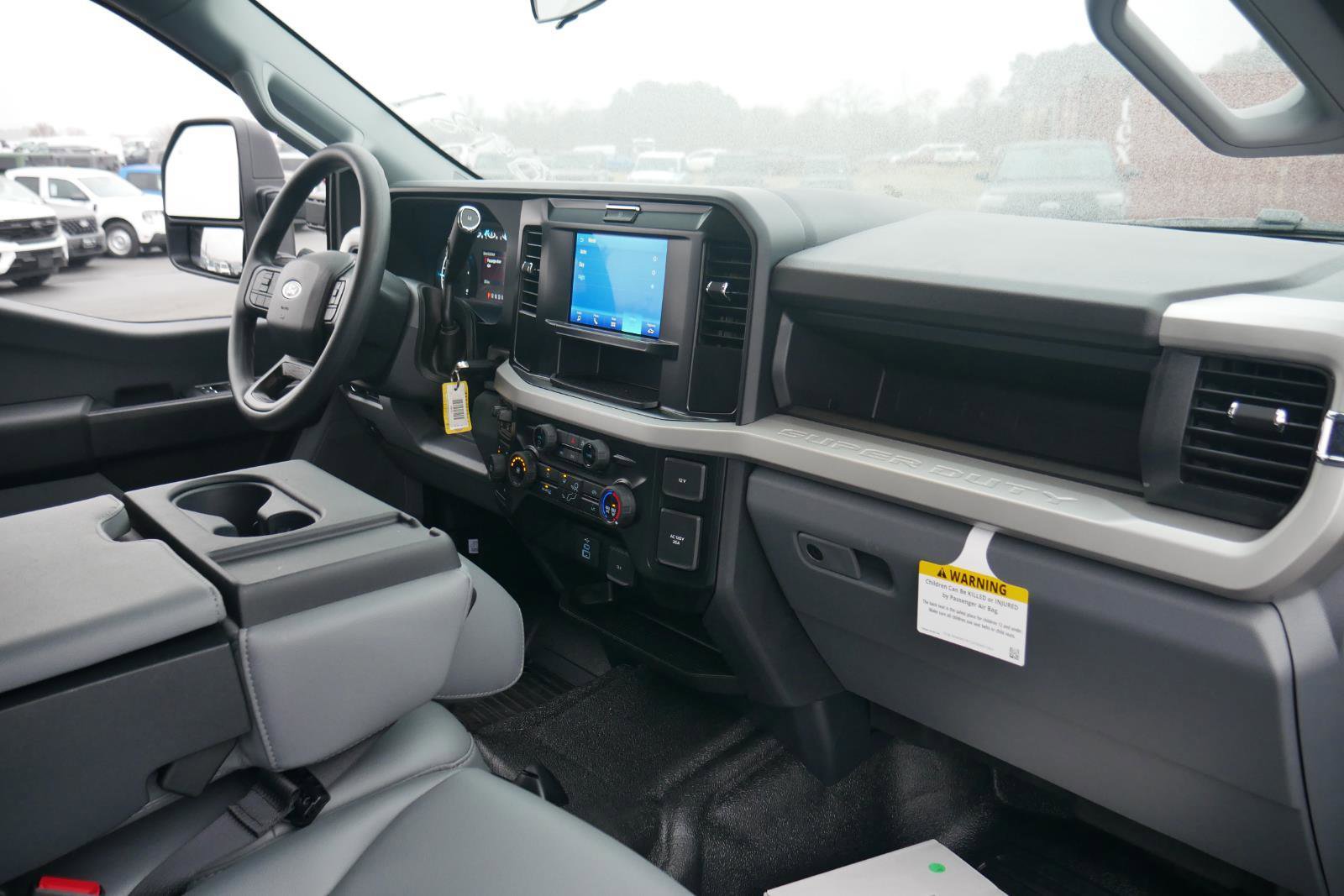 New 2026 Ford F550 4x4 Crew Cab image 22