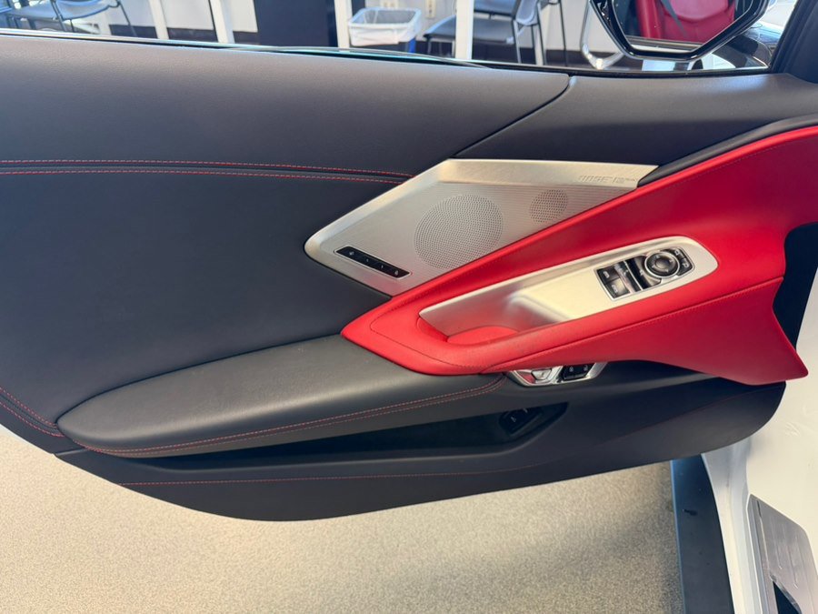 Used 2021 Chevrolet Corvette Stingray Preferred Cpe w/ Engine Appearance Package image 25