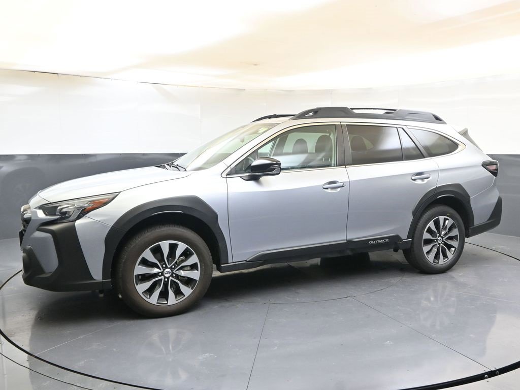 Used 2024 Subaru Outback Limited image 2