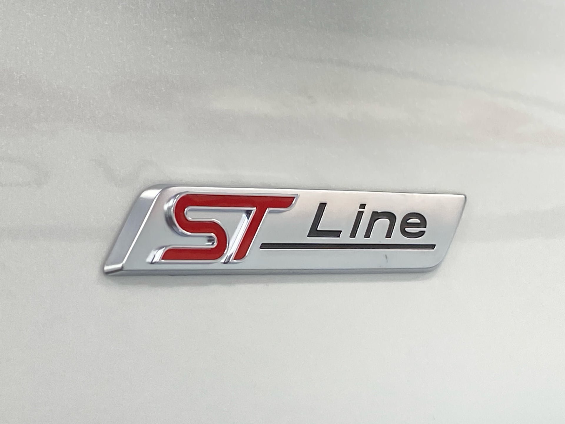 New 2027 Ford Explorer ST-Line w/ Premium Package AWD/4WD image 13