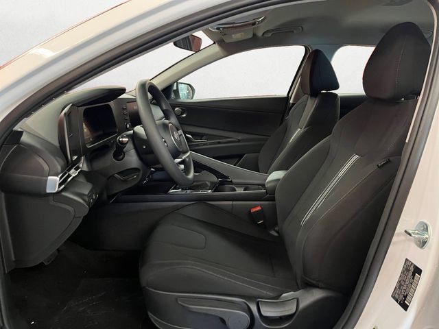 Certified 2025 Hyundai Elantra Blue image 9