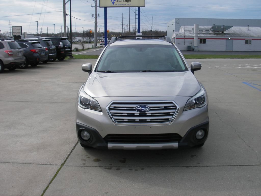 Used 2017 Subaru Outback 2.5i Limited AWD/4WD image 12