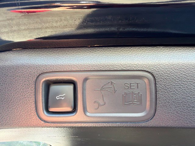 Used 2024 Ford Expedition Limited AWD/4WD image 24