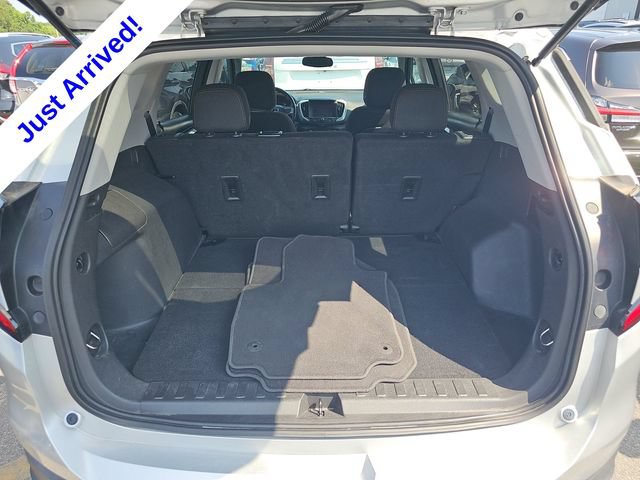 Used 2021 GMC Terrain SLE FWD image 9