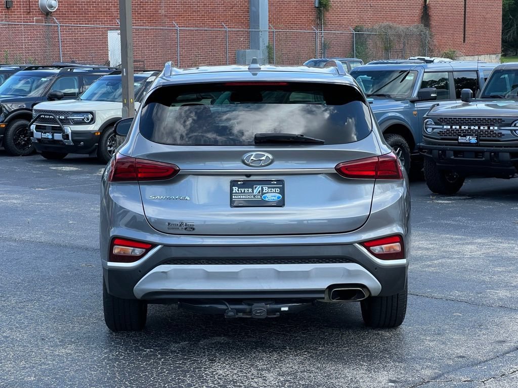 Used 2019 Hyundai Santa Fe SEL FWD image 4