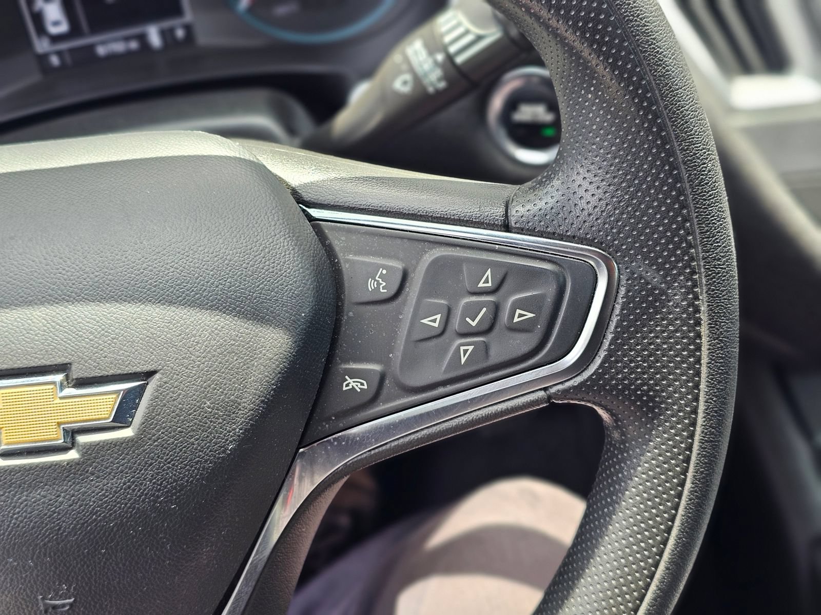 Used 2023 Chevrolet Malibu LT FWD image 17