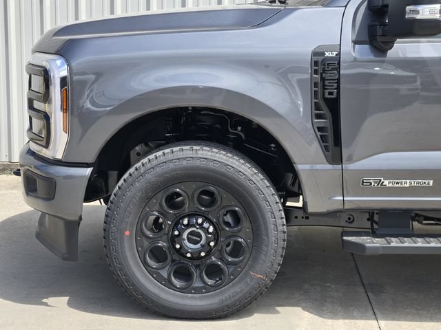 New 2026 Ford F250 XLT w/ XLT Premium Package AWD/4WD image 6